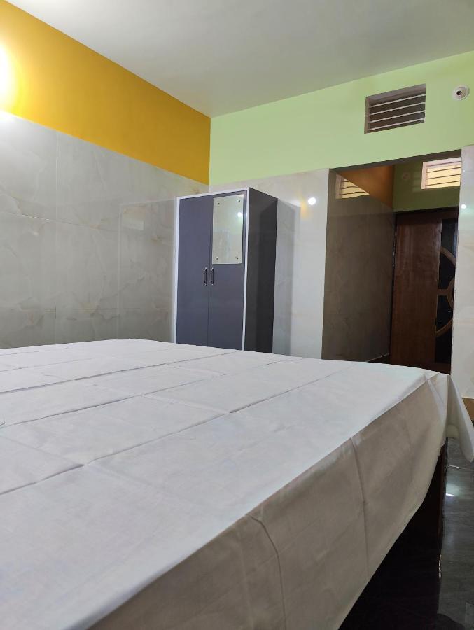 Jagannatha Guest House Puri Exteriör bild